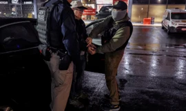 Một người Philippines bắt ở Maryland, Mỹ. (Ảnh: Reuters)