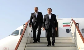 Ngoại trưởng Iran Abbas Araghchi đến Muscat, Oman, tham gia đàm phán với phái đoàn Mỹ ngày 25/4. (Ảnh: WANA)