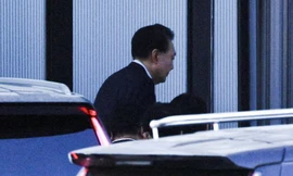 Ông Yoon Suk Yeol đến văn phòng CIO ngày 15/1. (Ảnh: Reuters)