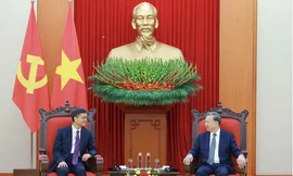 Tổng Bí thư Tô Lâm tiếp Bí thư Quảng Tây, Trung Quốc, ngày 18/2. (Ảnh: TTXVN)