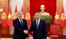 Việt Nam - Kyrgyzstan ra Tuyên bố chung, hướng tới nâng cấp quan hệ