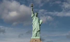 Nghị sĩ Pháp kêu gọi Mỹ trả Tượng Nữ thần Tự do