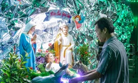 Xóm đạo lớn nhất TPHCM ngập sắc màu Giáng sinh
