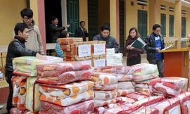 Tặng chăn ấm cho học sinh nghèo Yên Bái