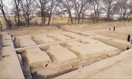 Phát hiện kho thóc 2.000 năm tuổi