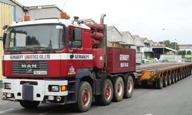 Xe siêu trường vận chuyển 51 toa tàu Metro thế nào?