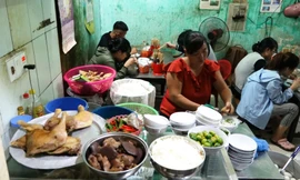 Quán 'phở năm nghìn' 15 năm không tăng giá