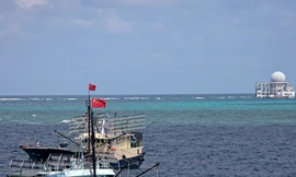 Trung Quốc tự làm 'xấu' mình