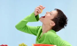 Ưu tiên những thực phẩm giàu dinh dưỡng sau khi vượt cạn