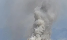 Cháy máy bay ở Mỹ, 180 người thương vong