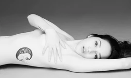 Bảo Anh tung hình bán nude, chia sẻ quan điểm về phụ nữ 