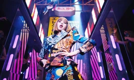 Lisa (Blackpink) tung MV đầu tay nóng bỏng 'đốt cháy' mạng xã hội 