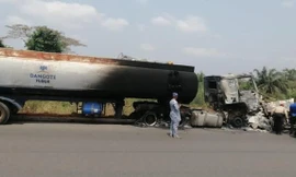 Nigeria: Nổ xe chở nhiên liệu khiến ít nhất 17 người thiệt mạng