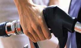 Nên công bố các gian lận trong ngành xăng dầu
