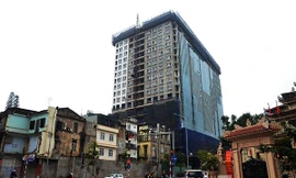 Tòa nhà 8B Lê Trực. Ảnh: Thanh Hà.