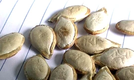 Chữ Nho xuất hiện trên hạt bí?