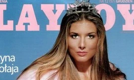 Người mẫu khỏa thân làm chủ tịch đội bóng