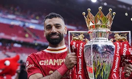 Mohamed Salah đi vào lịch sử với cú đúp danh hiệu danh giá tại Premier League