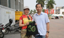 Không khí sôi nổi ngày đầu nhận racekit Tiền Phong Marathon 2025