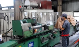 Nhiều doanh nghiệp cho rằng, phương án “3 tại chỗ” chỉ là giải pháp ngắn hạn, khó có thể kéo dài. Ảnh: Như Ý 