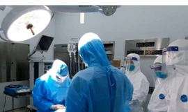 Theo Cục Quản lý khám chữa bệnh, số ca COVID-19 tiến triển nặng, nguy kịch sẽ tăng cao trong thời gian tới. Ảnh: T.L 