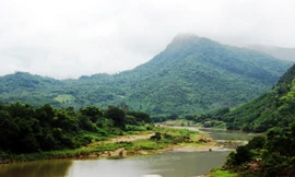 Thượng nguồn sông Vu Gia - ảnh Hoài Văn