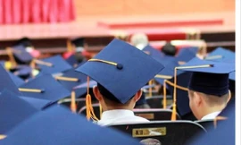 Bằng tiến sĩ đã thực sự mất giá? 