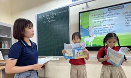 Từ năm học tới, giáo viên được trao quyền chọn SGK mới để dạy học