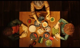 Một phân cảnh ấm cúng trong phim Giấc mơ gỏi cuốn của nữ đạo diễn Mai Vũ 