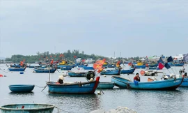 Lênh đênh nghề thuyền thúng 