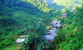 Bản làng người Khơ Mú ở huyện Kỳ Sơn, Nghệ An