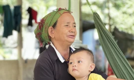 Niềm vui đã trở lại với người dân Làng Rêu Ảnh: NN 