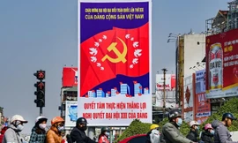 Tổng Bí thư khẳng định, ở nước ta phát triển kinh tế đi đôi với phát triển xã hội, chính sách kinh tế phải đi đôi với chính sách xã hội Ảnh minh họa: Zing