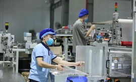 Cải cách tiền lương, xử lý nghiêm cán bộ 'sợ trách nhiệm' 