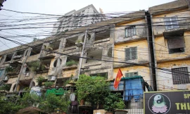 Chung cư cũ ở phường Ngọc Khánh, quận Ba Đình, Hà Nội. Ảnh: Lộc Liên 