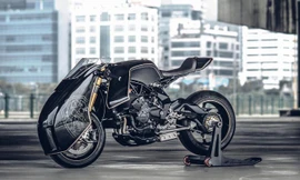 Siêu phẩm xế độ mang tên Ballistic Trident do Rough Crafts thực hiện.