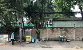 Khu vực chị Tuyết thường bán bún riêu.