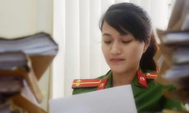 Quyên cùng đồng nghiệp đã tham gia hàng chục chuyên án ma túy. 