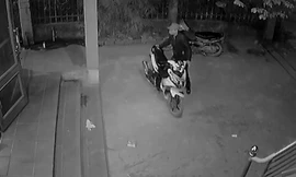 Thanh niên vào tận sân nhà trộm xe Exciter