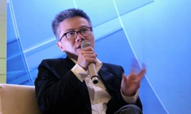 GS Ngô Bảo Châu chia sẻ tại lễ ra mắt Tạp chí PI. Ảnh: Lê Văn.