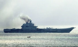 Tàu sân bay Đô đốc Kuznetsov của Nga. Ảnh: Reuters.