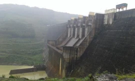 Đập Thủy điện Sông Tranh 2 lúc chưa xả tràn. Ảnh: Mai Phương.