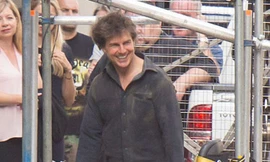 Tom Cruise bị đồn có bạn gái mới