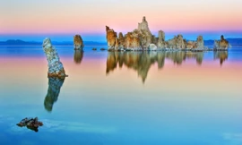 Những hồ nước tử thần đẹp nhất thế giới