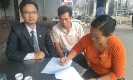 Gia đình ông Long đã ký vào công văn do văn phòng luật sư soạn thảo về việc đề nghị các cơ quan chức năng công khai xin lỗi, minh oan cho ông Hàn Đức Long.