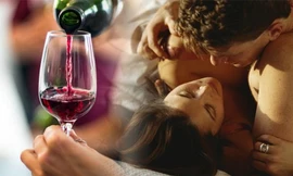 Tại sao rượu vang đỏ giúp tăng cường ham muốn tình dục ở cả nam và nữ?