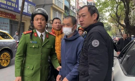 Bản tin 8H: Danh tính tài xế ô tô tông gia đình 5 người ở Hà Nội