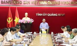 Bản tin 8H: Thi hành kỷ luật Phó Trưởng Ban Dân vận Huyện ủy Vân Đồn 