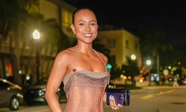 Mỹ nhân gốc Việt bị phản ứng vì mặc váy ‘Cái Bang’