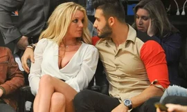 Con trai ông Donald Trump xúc phạm Britney Spears